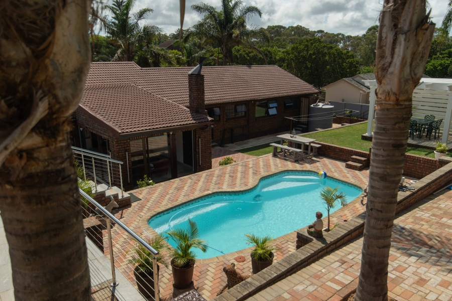 4 Bedroom Property for Sale in Lovemore Heights Estate Eastern Cape